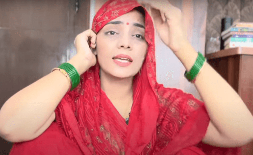 नेहा सिंह राठौर का नया गाना ‘बलमुआ गोड़वा लगना…’ रिलीज, सोशल मीडिया पर जमकर वायरल हुआ वीडियो