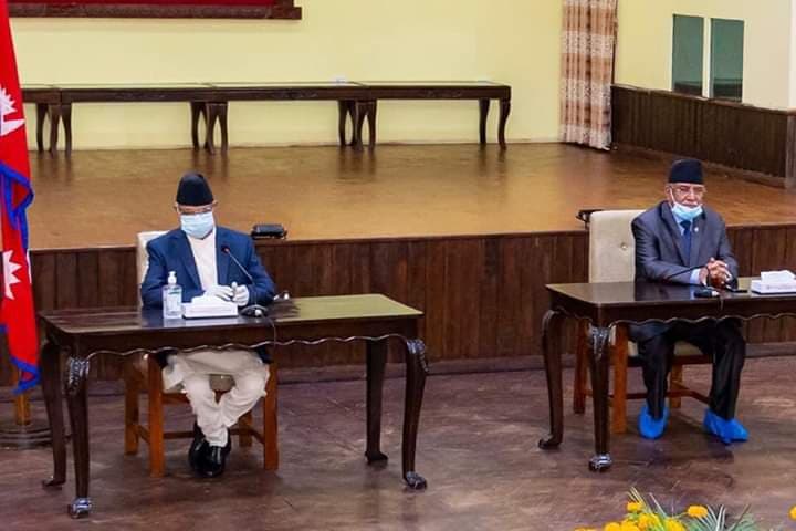 Nepal : इस्तीफा या अविश्वास प्रस्ताव? पीएम ओली की कुर्सी पर बड़ा फैसला आज