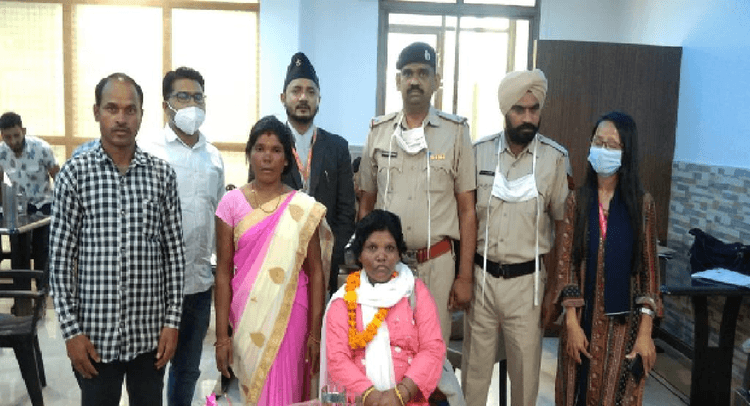 यूपी से लापता झारखंड की एतबरिया कैसे पहुंची नेपाल, सीएम हेमंत सोरेन ने ली सुध, अब लौट रही घर