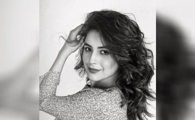 The Kapil Sharma Show : कपिल शो को 'फूहड़' बताने पर 'भीष्म पितामह' पर भड़के 'युधिष्ठिर' गजेंद्र चौहान, मुकेश खन्ना के लिए कह दी ये बात