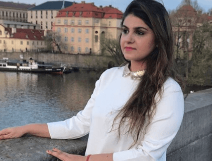 VIDEO : पीएम मोदी के बाद अब धर्मेंद्र के अंगने में आया मोर, एक्टर ने शेयर किया फायरिंग का वीडियो