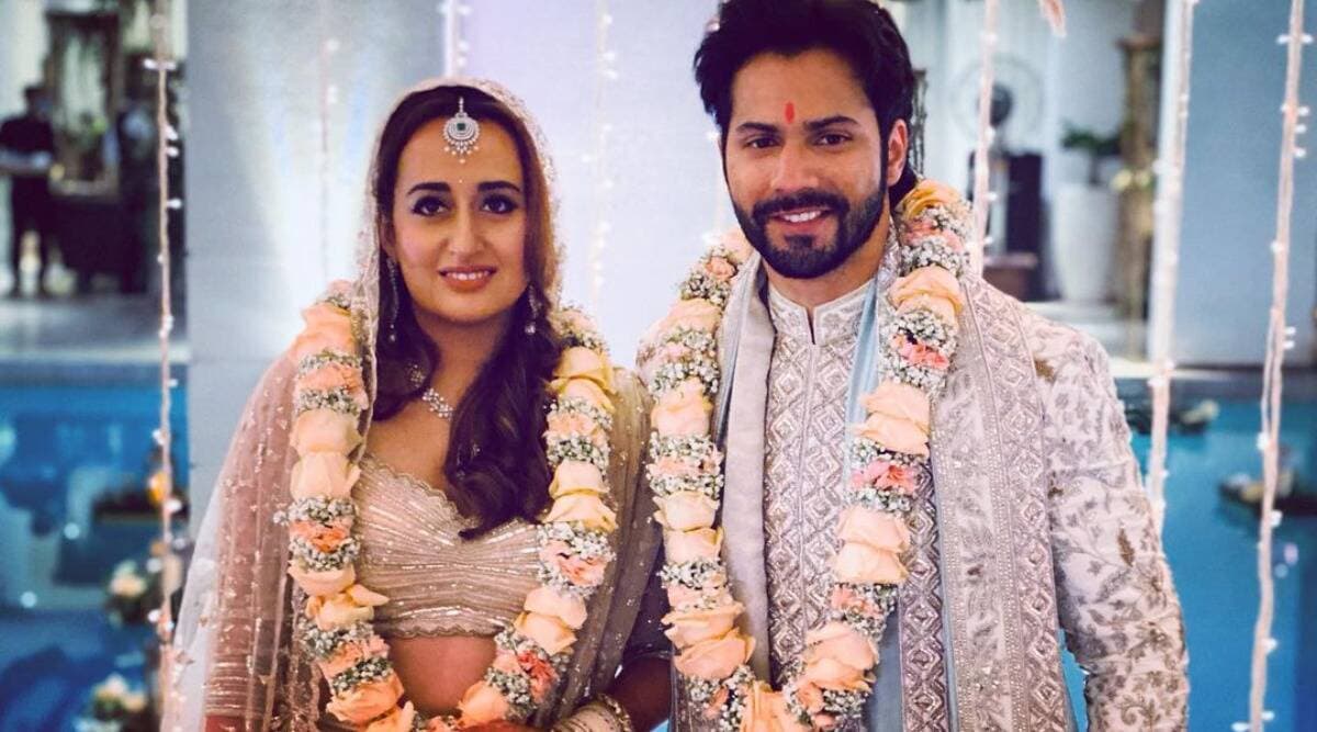 बेहद आलीशान हैं वरुण धवन का घर, इसमें नताशा संग शिफ्ट होंगे एक्टर, यहां देखिए VIDEO बेहद आलीशान हैं वरुण धवन का घर, इसमें नताशा संग शिफ्ट होंगे एक्टर, यहां देखिए VIDEO