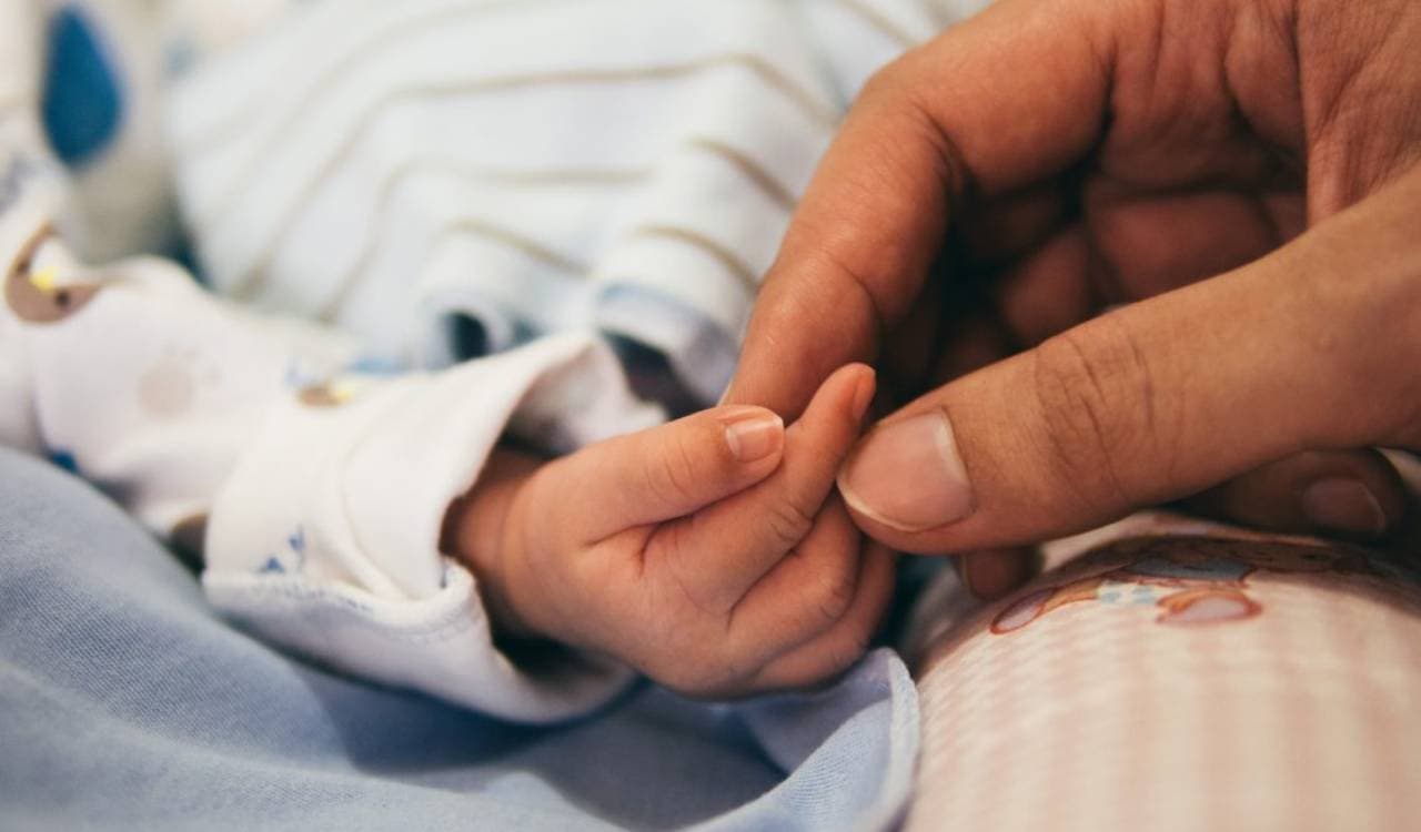 Baby Names: फ अक्षर से शुरू होने वाले अद्वितीय और अर्थपूर्ण नाम, अपने बच्चे के लिए सही नाम चुनें