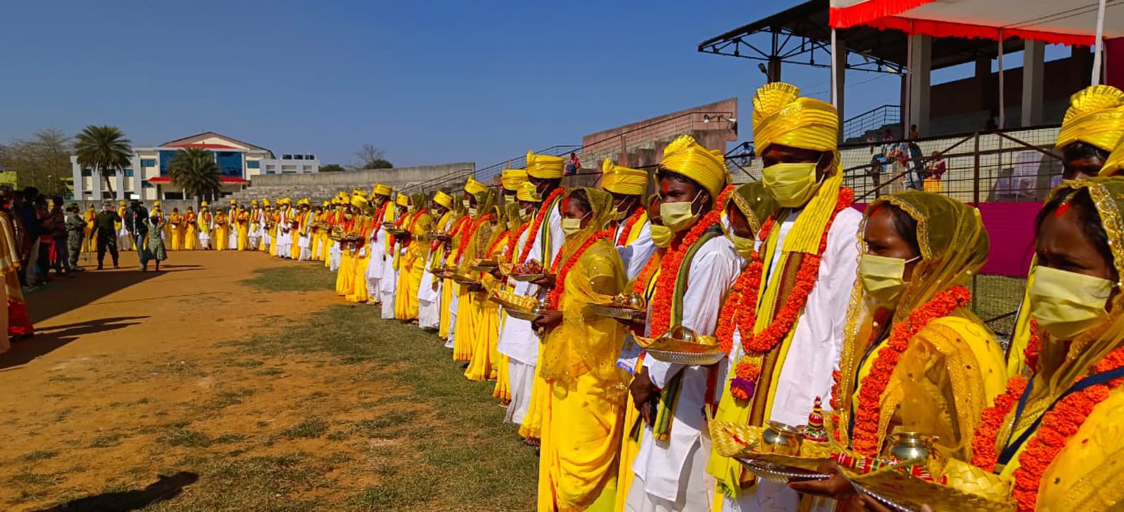 लिव इन रिलेशन में रहने वाले 100 जोड़ों का खूंटी में हुआ सामूहिक विवाह, डिस्ट्रिक्ट जज ने दिये आशीर्वाद