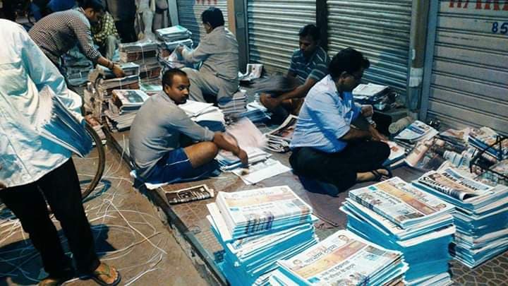 देश के शीर्ष वकीलों ने कहा- 'अखबार का वितरण रोकना कानूनन अपराध '