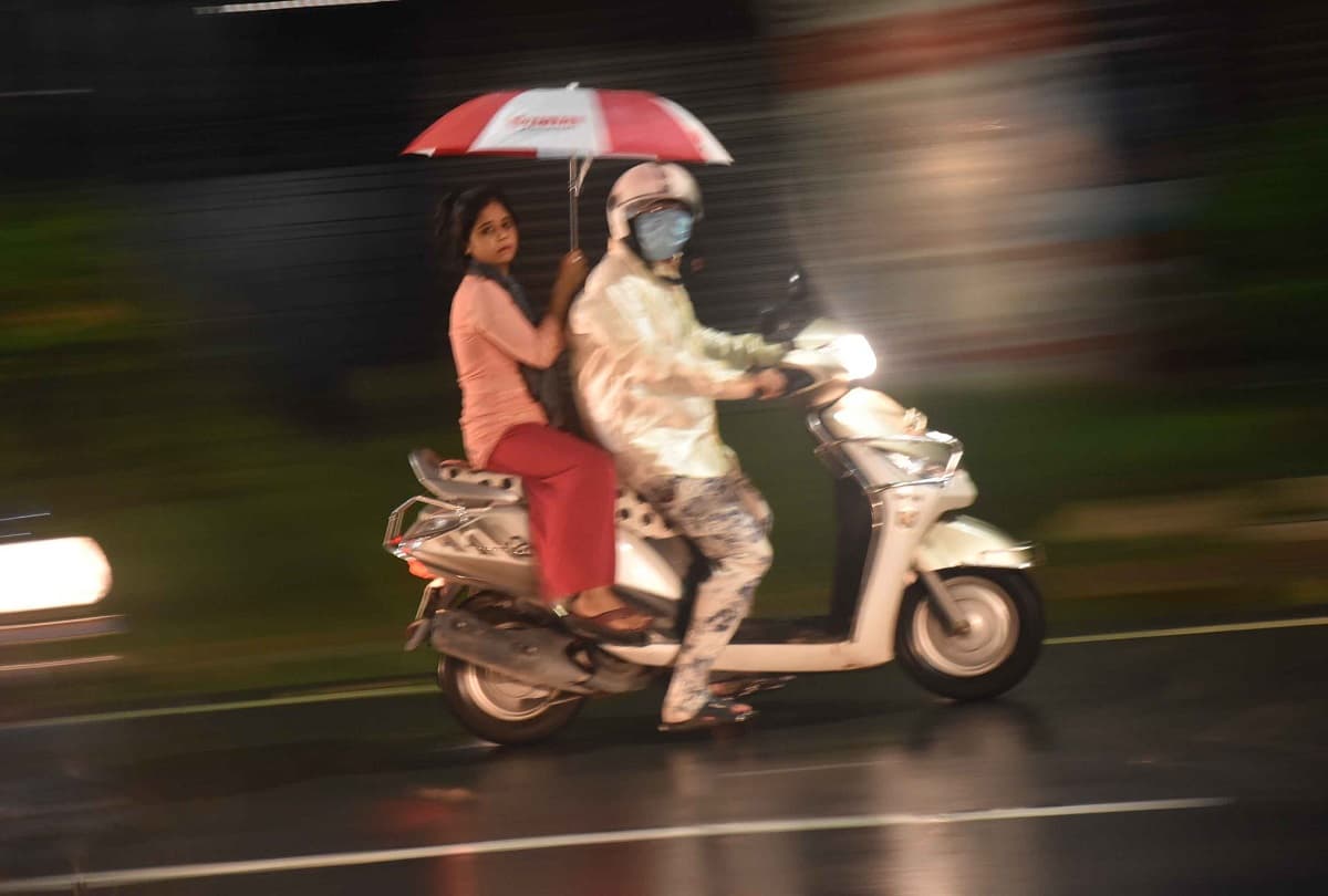 Bihar Weather: उत्तर बिहार में बारिश और दक्षिण बिहार में वज्रपात की संभावना, मौसम विभाग ने जारी किया अलर्ट