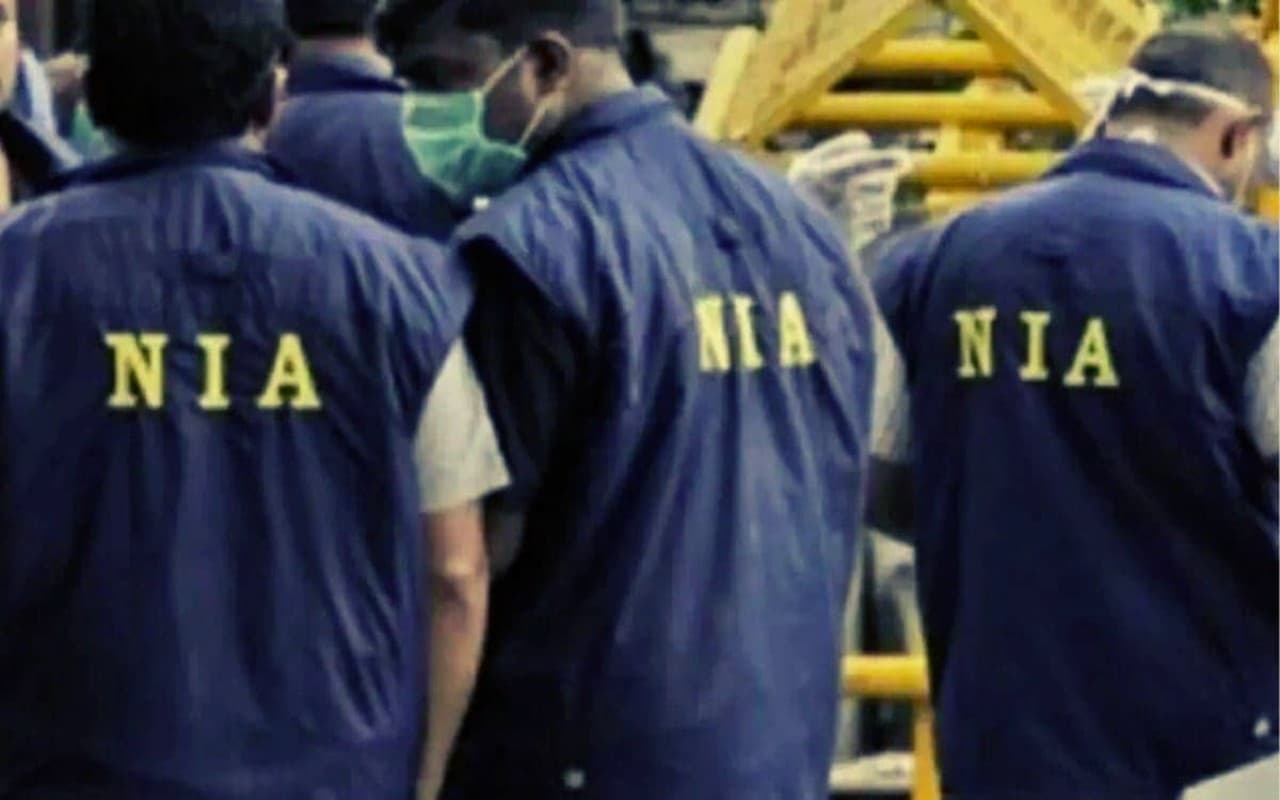 ISIS और Al-Qaeda से जुड़े ठिकानों पर NIA की छापेमारी, संदिग्धों से होगी पूछताछ