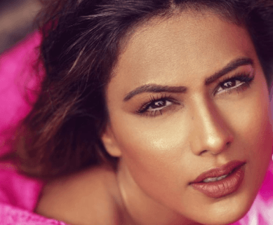 निया शर्मा ने बाथरूम सेल्फी से बढ़ाई फैंस की बेकरारी, फैंस बोले- हुस्न की परी...