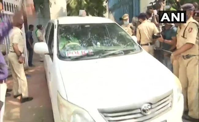 Antilia Case : क्राइम ब्रांच के पूर्व ऑफिसर सचिन वाझे को कोर्ट ने 25 मार्च तक NIA कस्टडी में भेजा