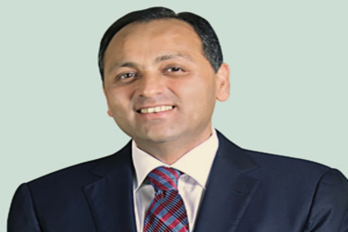 मुकेश अंबानी के पहले बॉस का बेटा है रिलायंस का हाईएस्ट पेड एम्प्लॉयी, जानिए कितनी है सैलरी