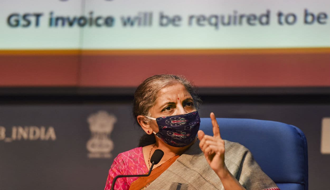 राज्यों को 50 साल के लिए इंटरेस्ट फ्री लोन देगी सरकार, जीएसटी काउंसिल की मीटिंग से पहले वित्त मंत्री ने किया ऐलान