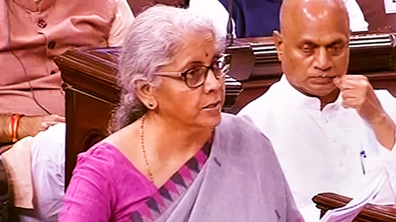 EPFO ब्याज दर अन्य बचत योजनाओं से बेहतर, राज्यसभा में बोलीं वित्त मंत्री निर्मला सीतारमण