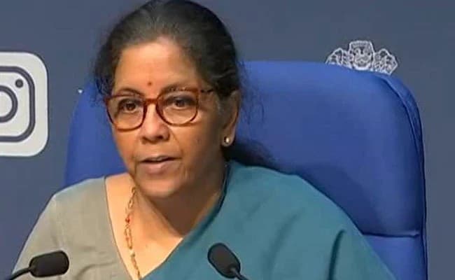 राहुल मजदूरों के साथ कर सकते हैं गपशप और मुझे बोलने का अधिकार भी नहीं : निर्मला सीतारमण