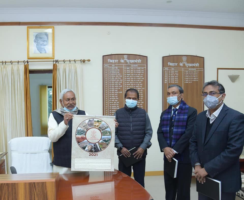 Nitish kumar News: साल के पहले दिन एक्शन मोड में दिखे सीएम नीतीश, बोले- बिहार में कोई सियासी संकट नहीं