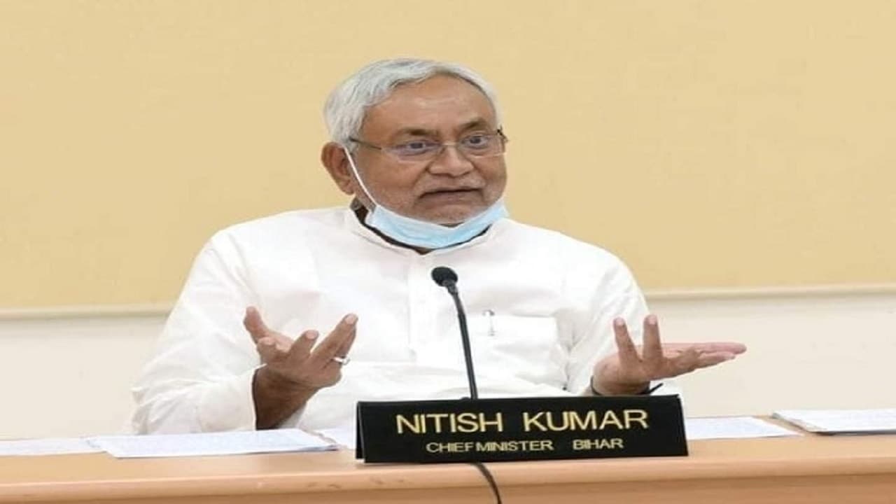 सीएम नीतीश कुमार की पहल के बाद शिक्षा विभाग में विवाद खत्म, शिक्षा मंत्री और केके पाठक को मिली ये सलाह