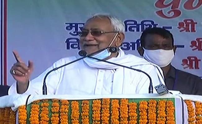 बिहार चुनाव 2020 परिणाम : NDA में JDU को पीछे छोड़ BJP बनी वरिष्ठ सहयोगी, सबकी नजरें नीतीश कुमार पर… बिहार चुनाव 2020 परिणाम : NDA में JDU को पीछे छोड़ BJP बनी वरिष्ठ सहयोगी, सबकी नजरें नीतीश कुमार पर…