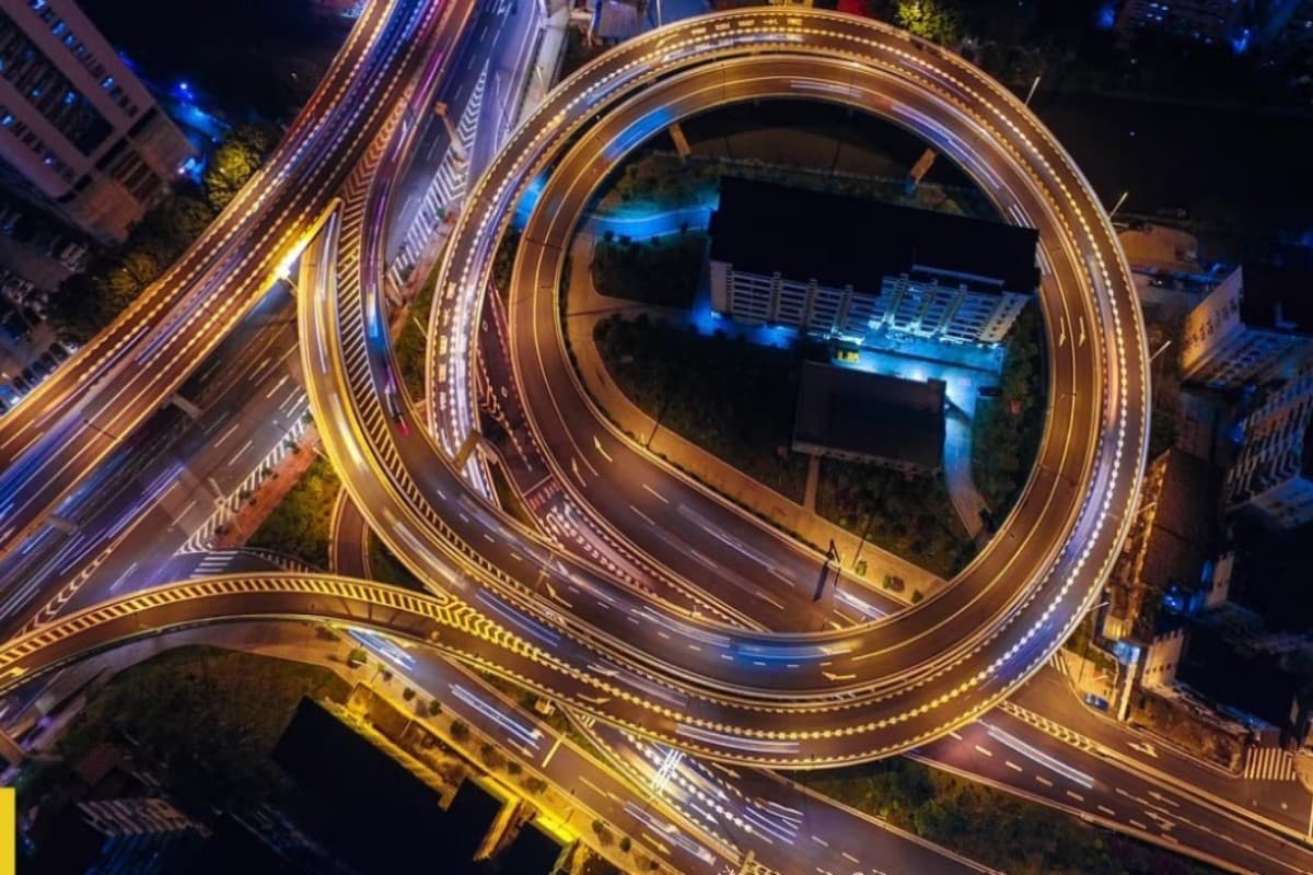 Famous Places In Noida: घुमक्कड़ों के लिए नोएडा में बेस्ट हैं ये टूरिस्ट जगहें, जानिए लोकेशन