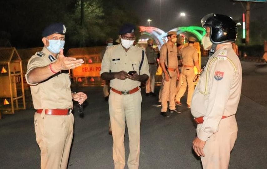 UP News: नोएडा में एक महीने के लिए धारा 144 लागू, जानिए आम लोगों को किन नियमों का करना होगा पालन