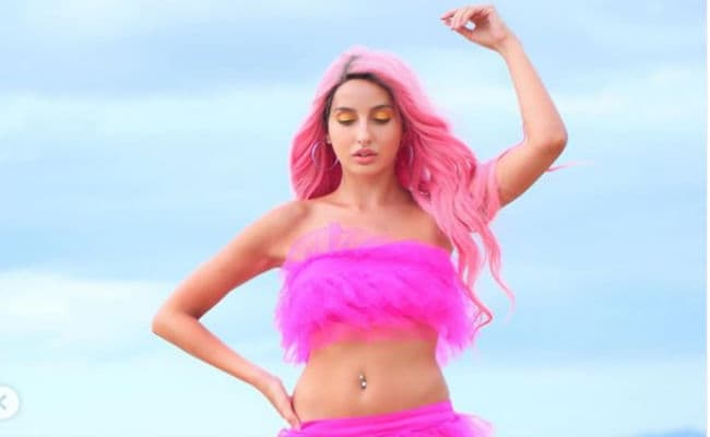 आखिर ऐसा क्या हुआ जो नोरा फतेही को देखकर फूट-फूट कर रोने लगी ये लड़की, वायरल हो रहा ये VIDEO