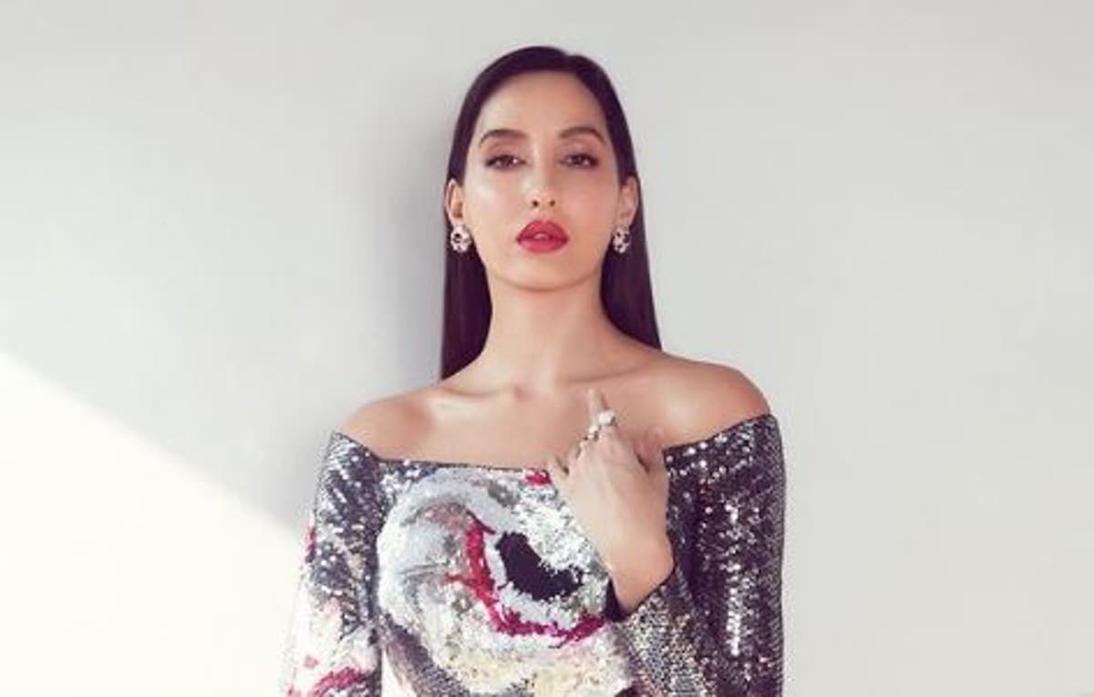 बड़ा सा बैग लेकर ईडी दफ्तर पहुंची Nora Fatehi, सुकेश चंद्रशेखर से जुड़े मामले में होगी पूछताछ, VIDEO