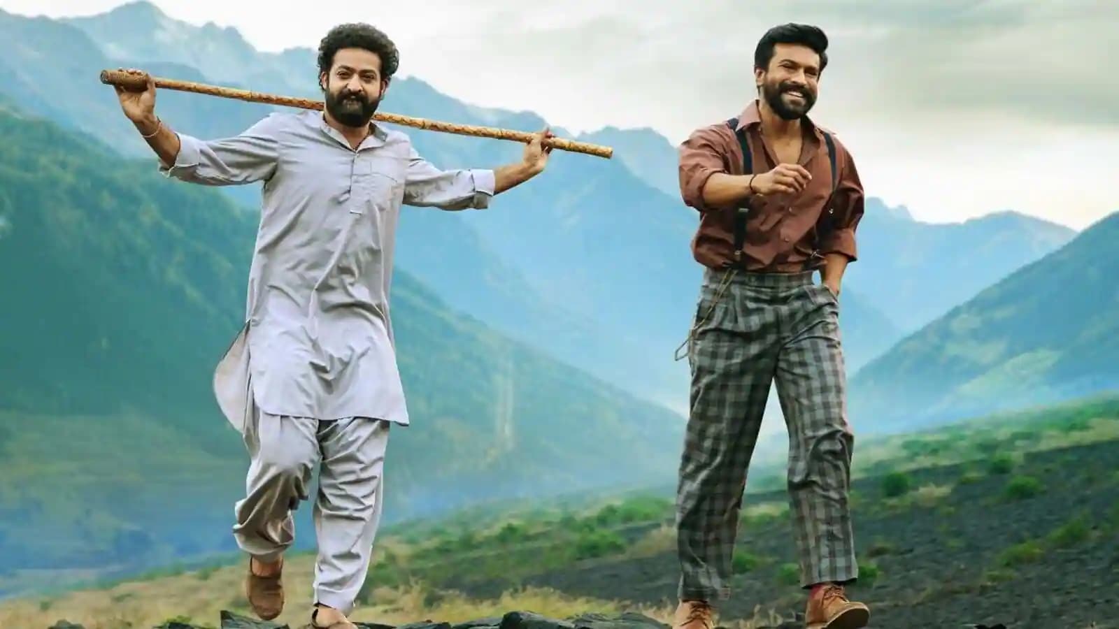 RRR Ukraine Scenes: राजामौली की आरआरआर में यूक्रेन की खूबसूरती देख दर्शक हुए इमोशनल,बोले-अब क्या हाल होगा RRR Ukraine Scenes: राजामौली की आरआरआर में यूक्रेन की खूबसूरती देख दर्शक हुए इमोशनल,बोले-अब क्या हाल होगा