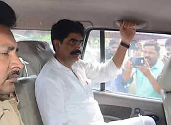 Coronavirus News: तिहाड़ जेल में कोरोना का कोहराम, बाहुबली नेता शहाबुद्दीन भी संक्रमित, अस्पताल में भर्ती