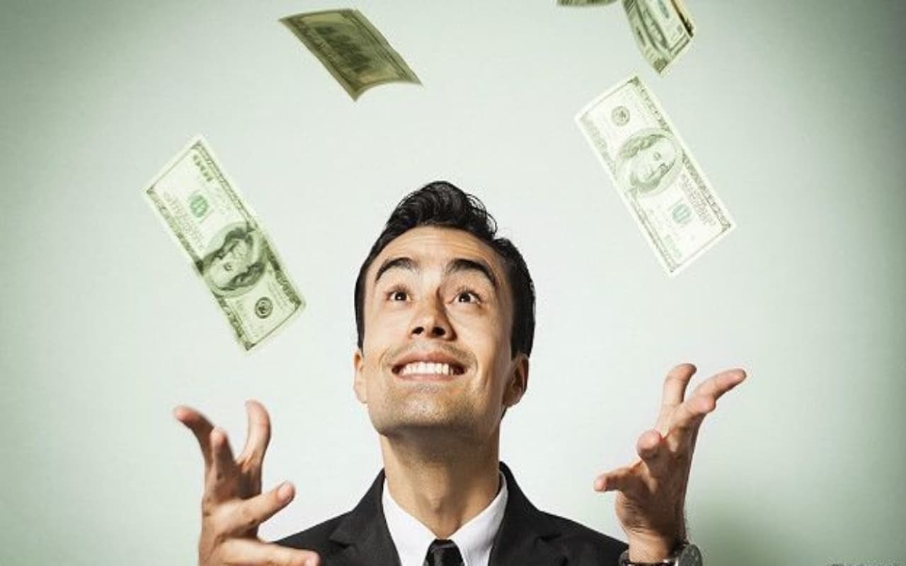 How To: महज इन पांच तरीकों को अपना कर आप बन सकते हैं अमीर, जानें कैसे