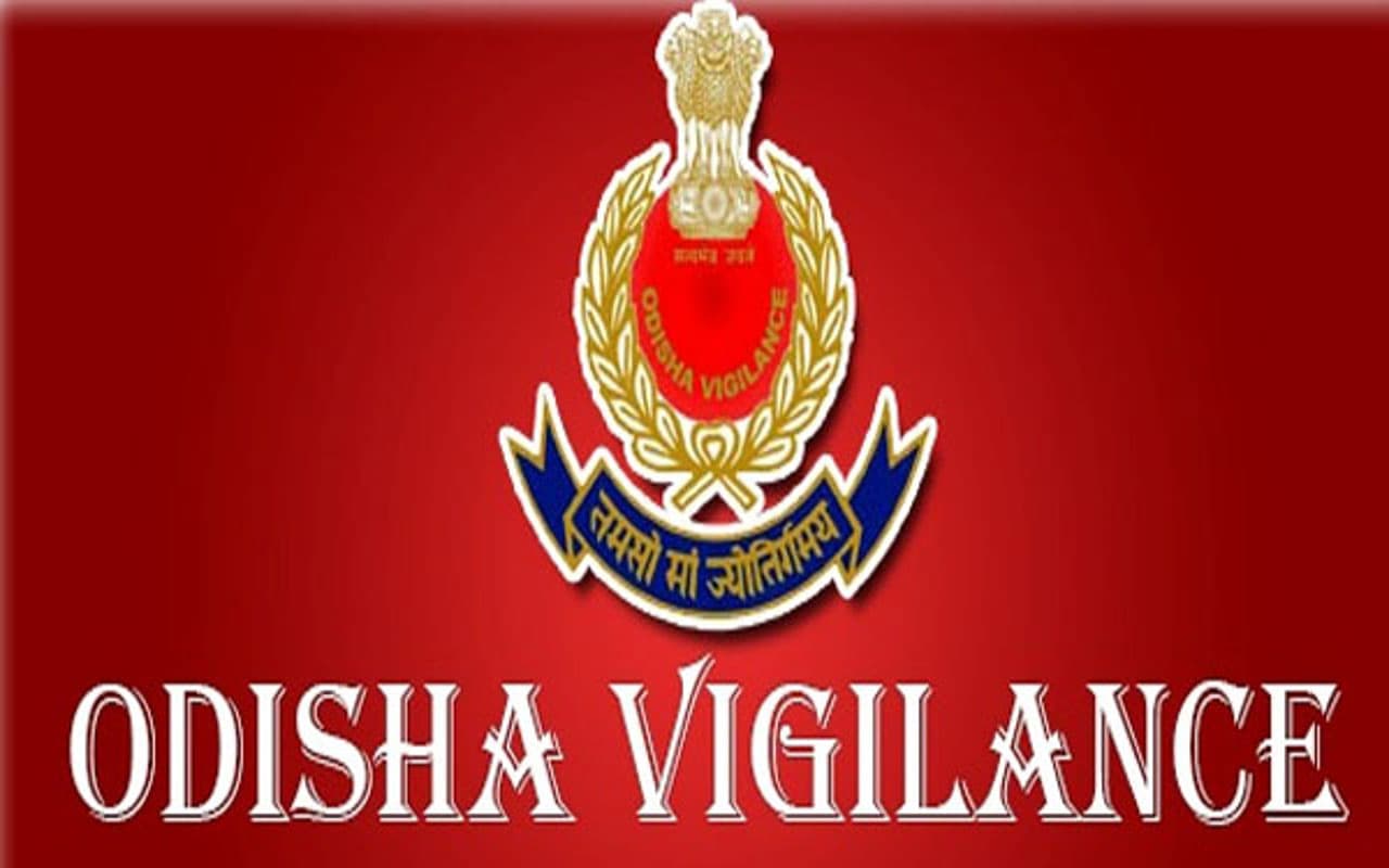 आय से अधिक संपत्ति मामले में विजिलेंस के हत्थे चढ़े ओड़िशा के उज्जवलपुर फोरेस्ट रेंजर, लाखों का हुआ खुलासा