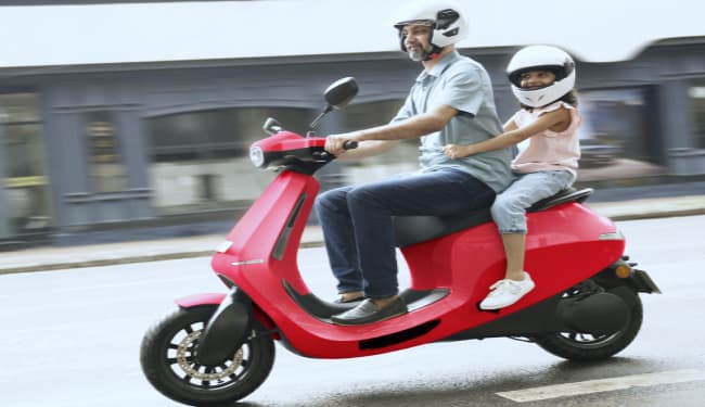 ओला इलेक्ट्रिक स्कूटर एस1 और एस1 प्रो की बिक्री आठ सितंबर से शुरू, ...जानें कब होगी डिलीवरी?