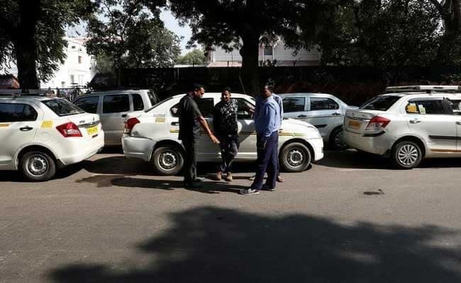 ऑरेंज जोन में टैक्सी और कैब को दो यात्रियों के साथ मिली अनुमति, बसें पूरी तरह प्रतिबंधित - गृह मंत्रालय