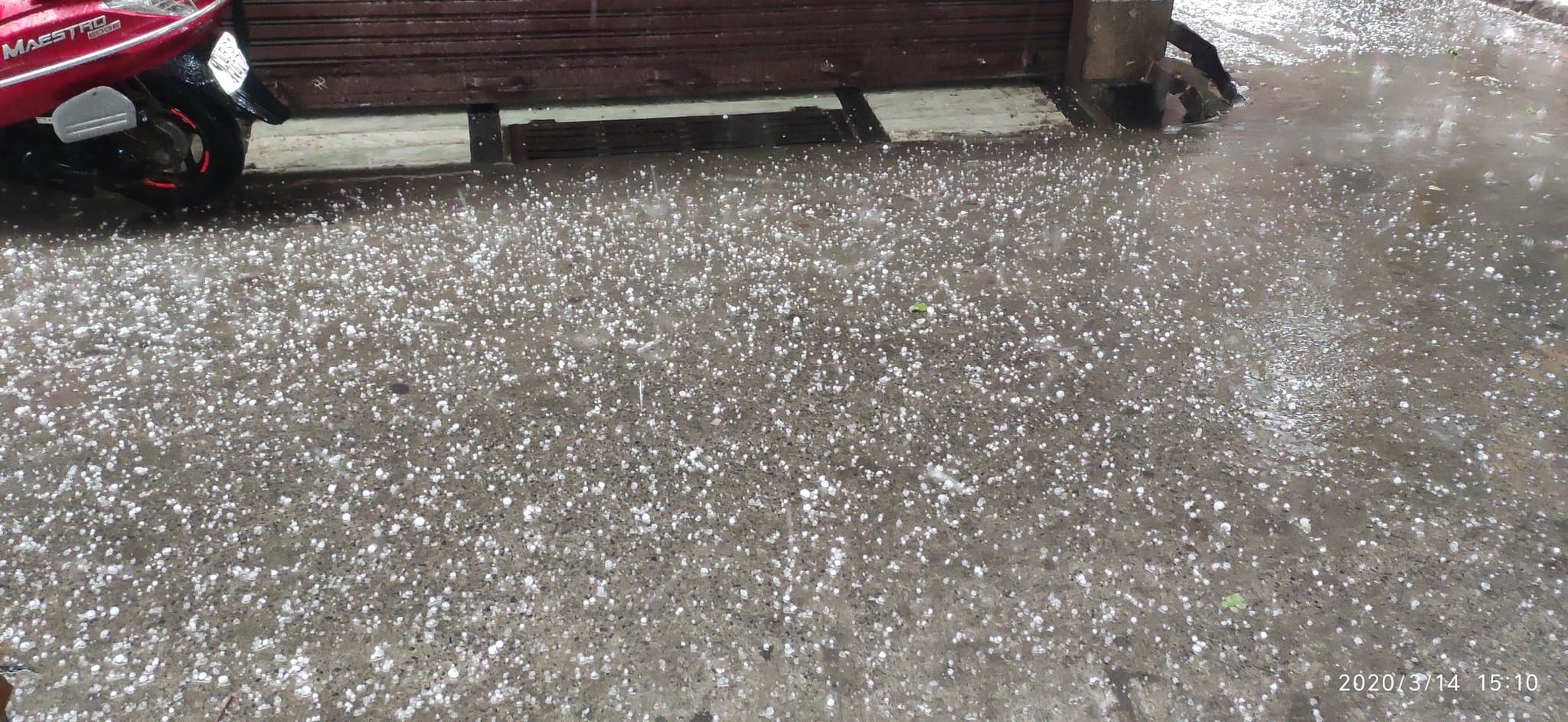 Weather Forecast LIVE: मौसम विभाग का अनुमान, देश के कुछ हिस्सों में शुक्रवार को गिर सकता है ओला