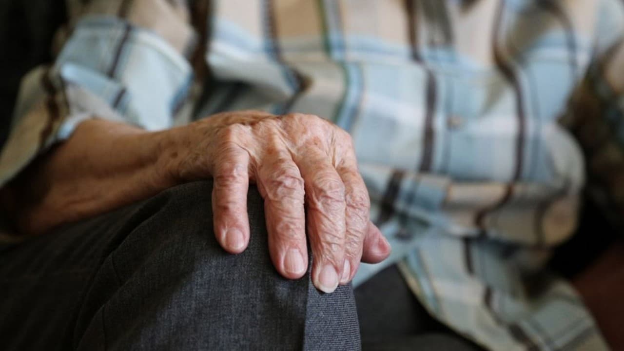 Budget 2023 : बजट में बुजुर्गों के लिए आयकर में राहत और आमजन को जीएसटी में मिले छूट