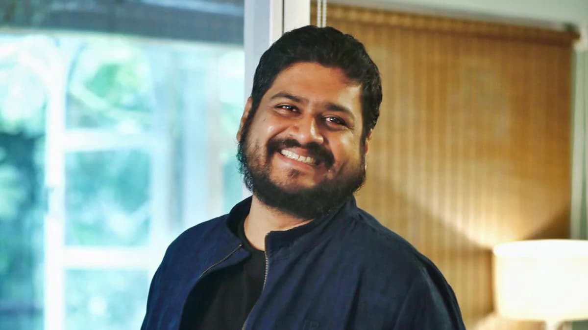 Adipurush के डायरेक्टर ओम राउत बोले- प्रभास प्रभु राम नहीं बनते तो मैं ‘आदिपुरुष’ नहीं बनाता Adipurush के डायरेक्टर ओम राउत बोले- प्रभास प्रभु राम नहीं बनते तो मैं ‘आदिपुरुष’ नहीं बनाता