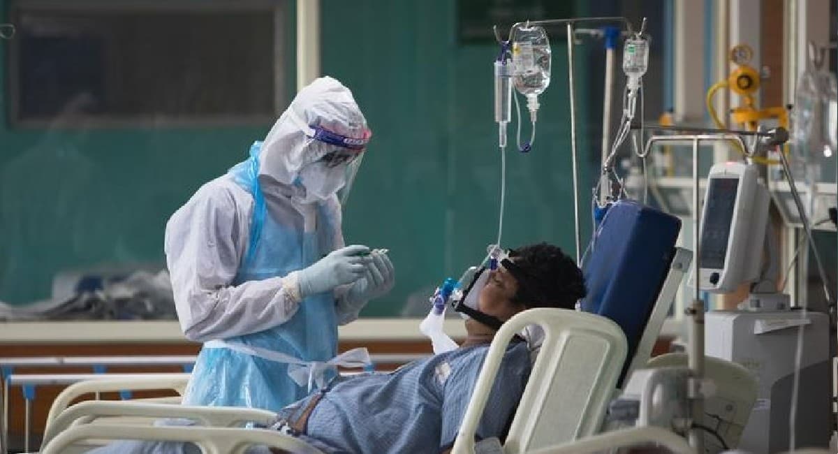 Omicron Coronavirus LIVE Updates: देश में अब तक कोरोना टीके की 159.54 करोड़ से अधिक खुराक दी गयी