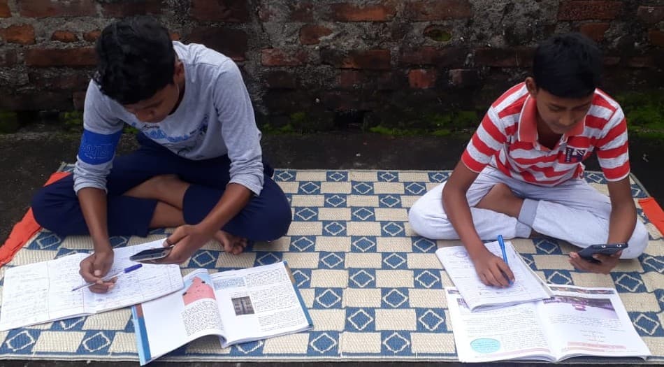 ऑनलाइन क्लास ने घटायी बिहार की सफलता दर, कोचिंग संस्थानों को खोलने की मांग हुई तेज