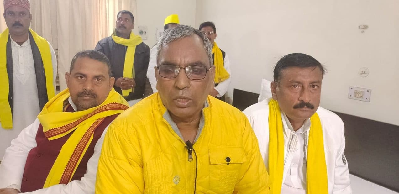 'BJP को जनता नहीं, वोट से मतलब', कोरोना खतरे के बीच चुनाव टालने के सवाल पर बोले ओम प्रकाश राजभर
