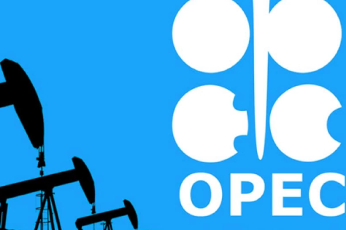 ओपेक देशों द्वारा तेल उत्पादन में कटौती
