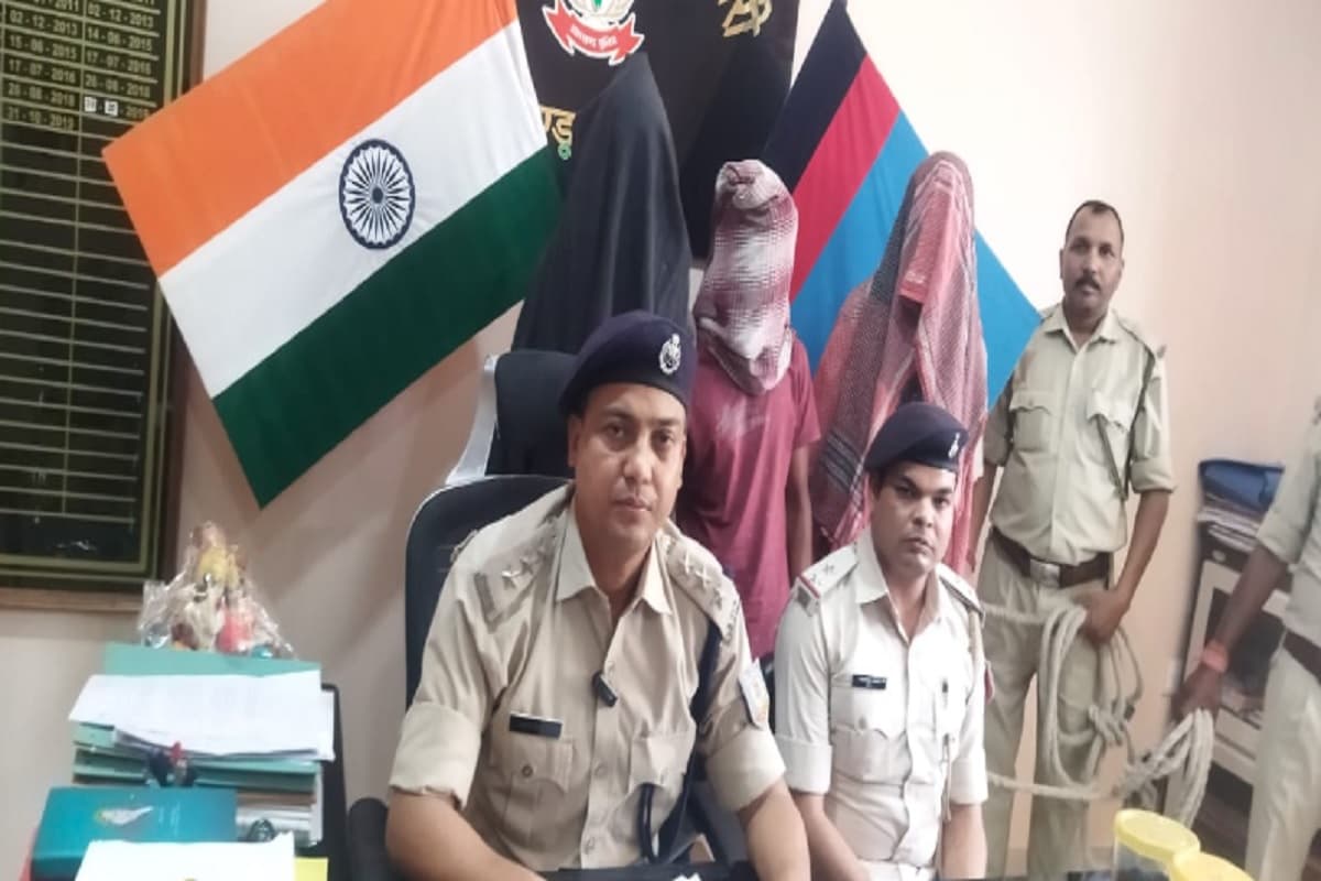 राजधानी रांची में तीन युवक दो किलो अफीम के साथ गिरफ्तार, पुलिस ने भेजा जेल
