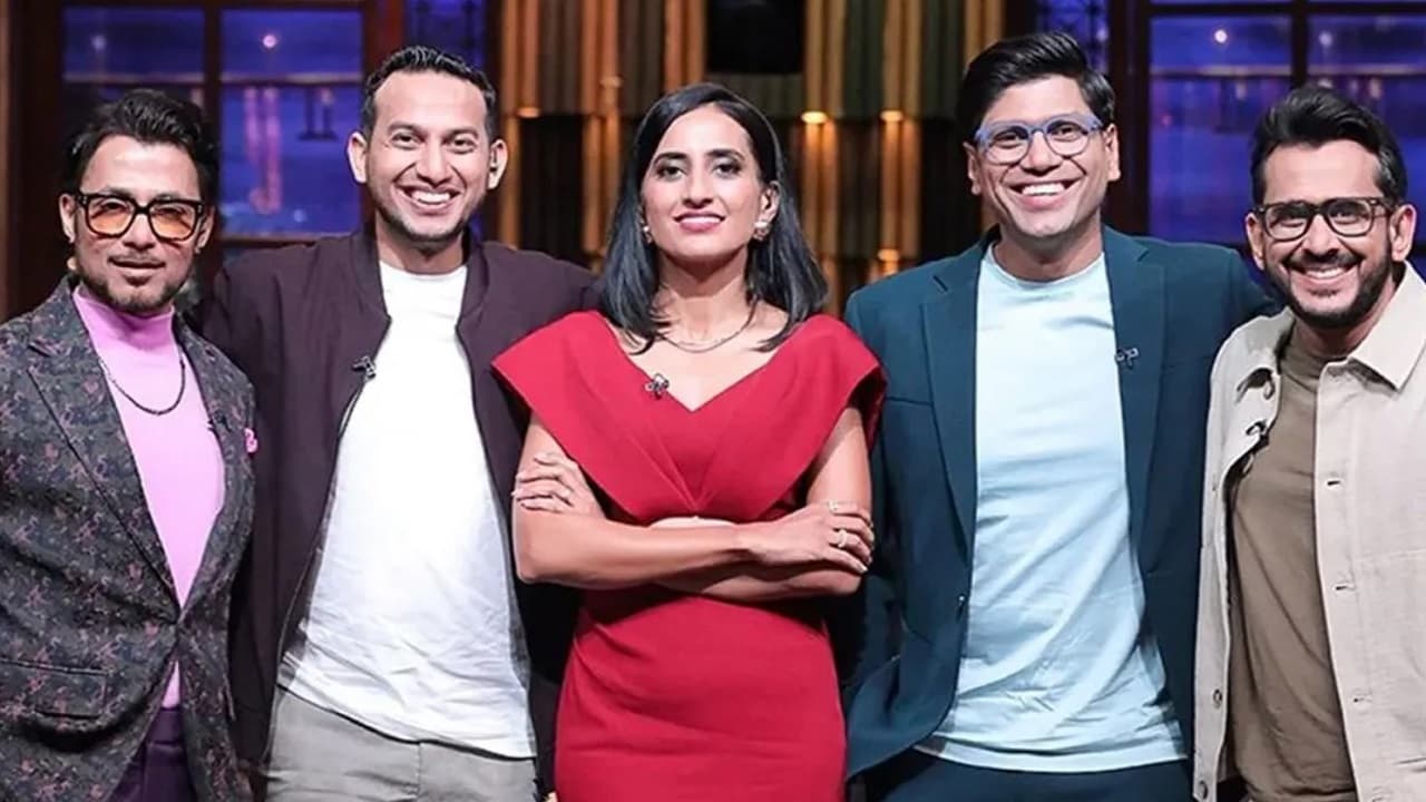 18 की उम्र में छूटी पढ़ाई तो टीवी रिमोट से आया आइडिया, 27 की उम्र में खड़ी कर दी करोड़ों की कंपनी