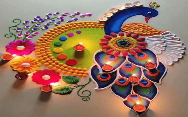 Diwali 2023 Rangoli Design: दिवाली पर अपने घरों में बनाएं पीकॉक डिजाइन की रंगोली, यहां से लें आइडिया