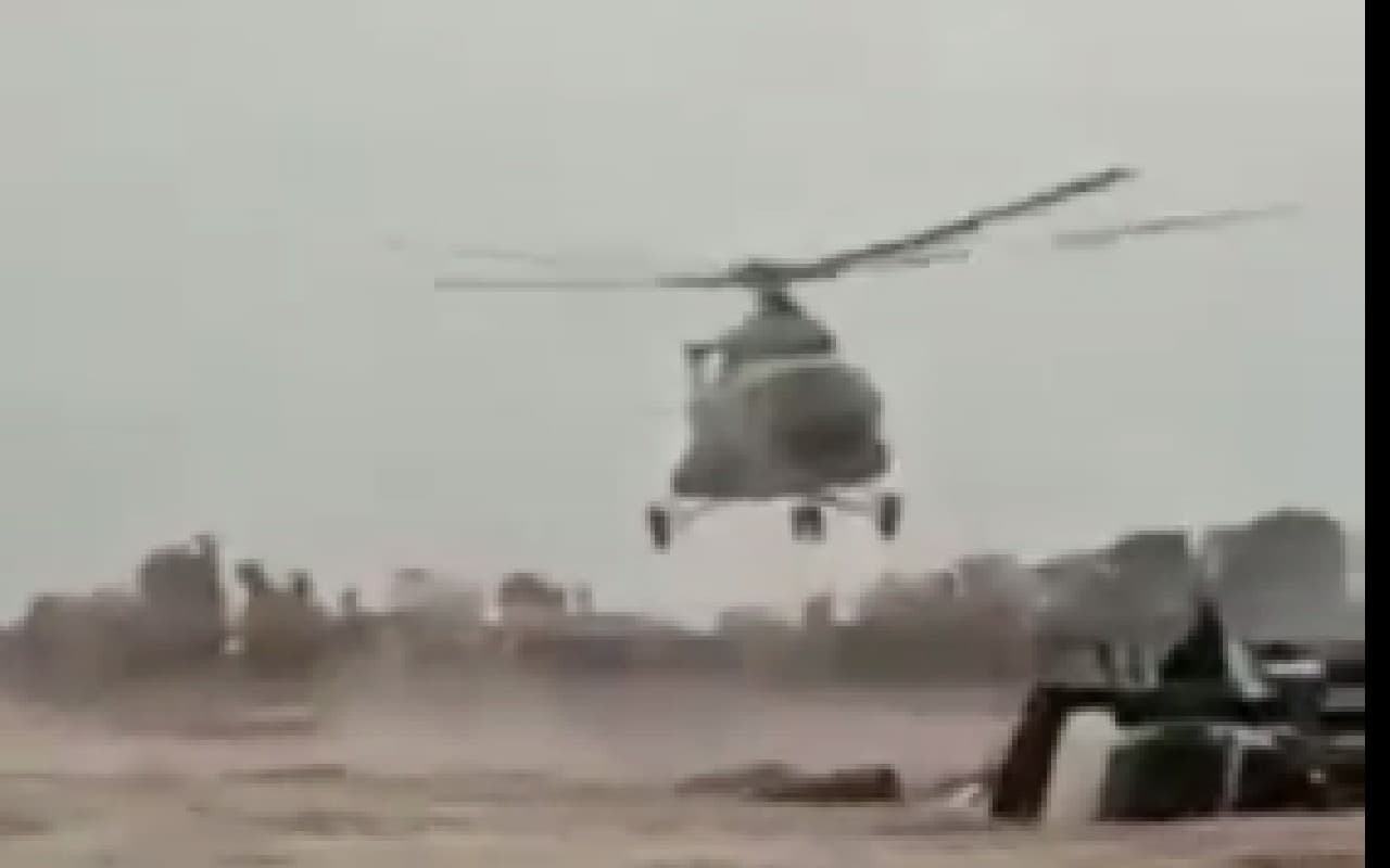 पाकिस्तानी सेना के हेलीकॉप्टर को बलूच विद्रोहियों ने मार गिराया ? पीएम शहबाज शरीफ चिंतित