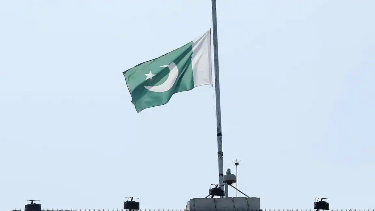 भारत में बढ़ रही इस्लामी कट्टरता, पाकिस्तान और बांग्लादेश में प्रतिबंधित समूहों द्वारा दिया जा रहा बढ़ावा