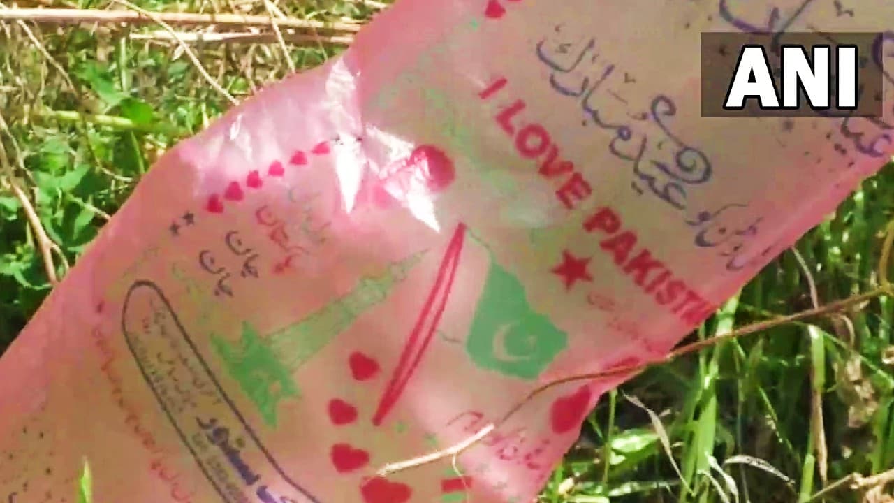 पंजाब में मिला ‘आई लव पाकिस्तान’ लिखा बैलून, पुलिस ने कही ये बात