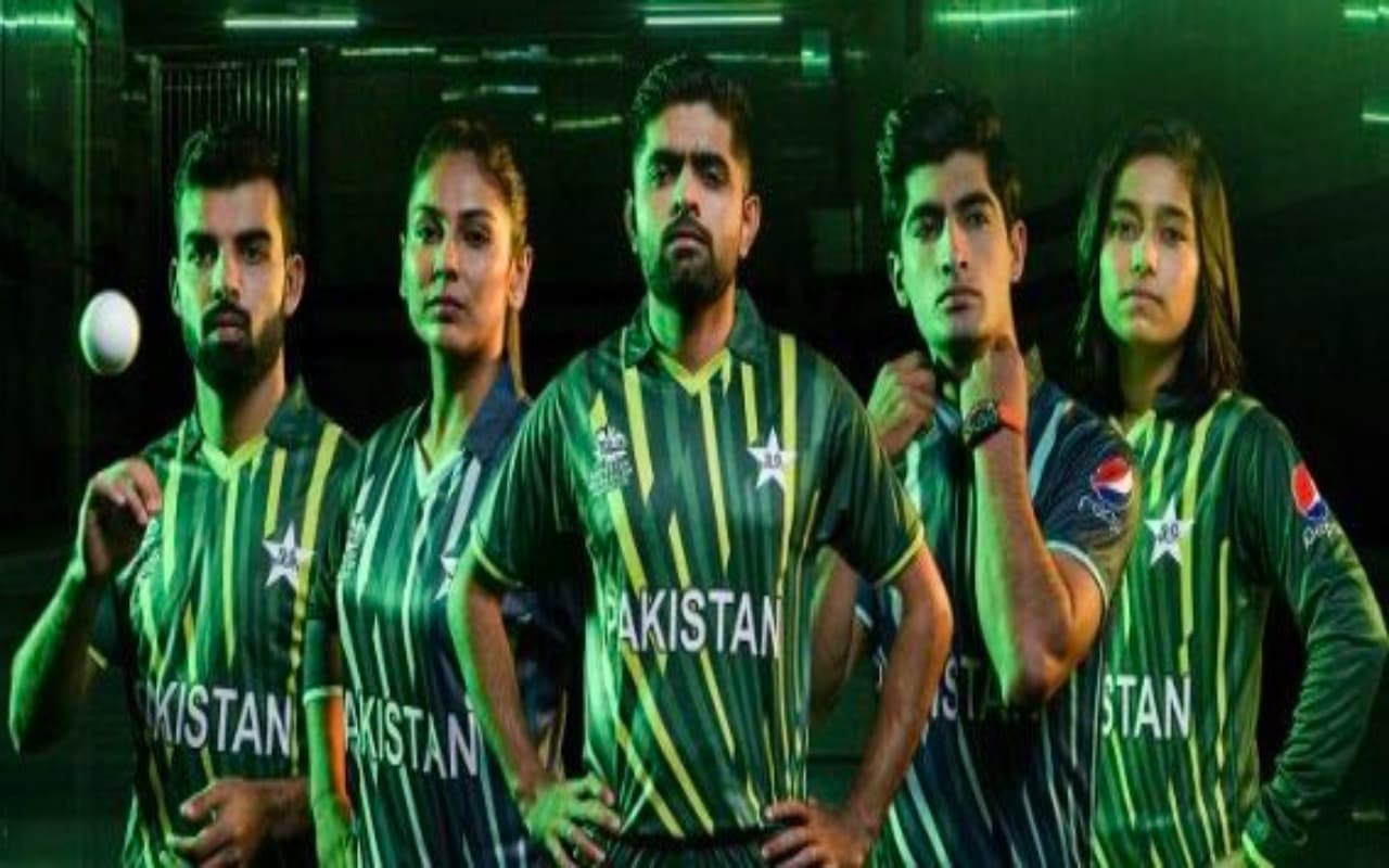 ICC T20 World Cup 2022: पाकिस्तान की नयी जर्सी की तस्वीर हुई लीक, जमकर उड़ा मजाक, जानें क्या बोले फैंस