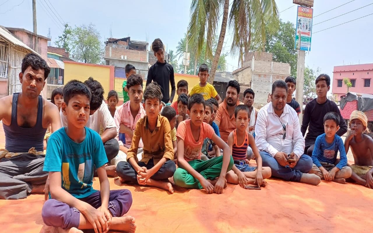 मन की बात का 100वां एपिसोड: उत्सव-सा माहौल, पाकुड़ में बीजेपी कार्यकर्ताओं ने 300 बूथों पर सुना