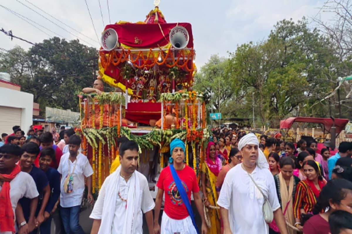 PICS: पलामू में धूमधाम से निकाली गयी रथ यात्रा, ये चीजें रही आकर्षण का केंद्र