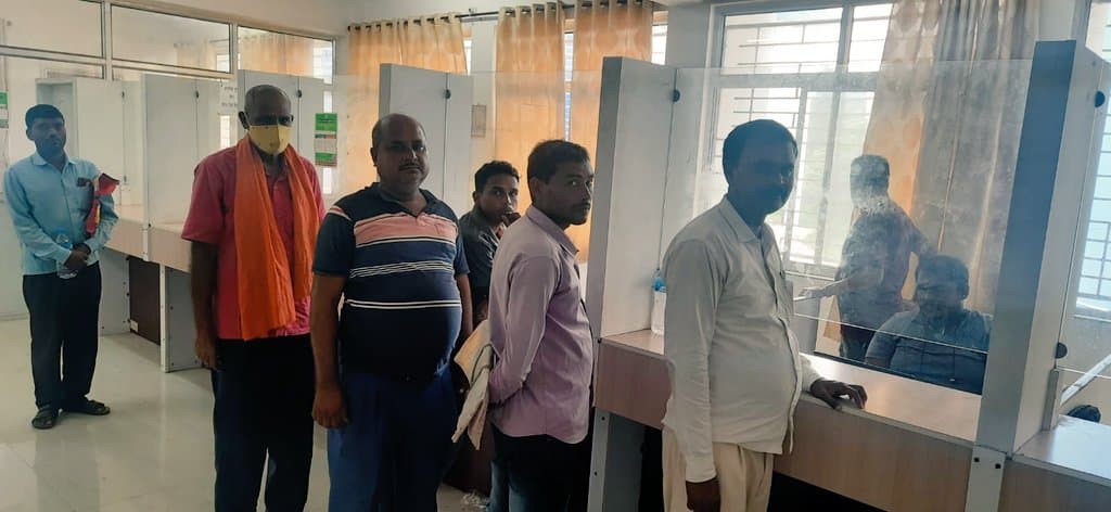 Ration Card News : राशन कार्ड की समस्याएं चुटकी में हो रहीं दूर, विशेष काउंटर पर मिल रहीं ये सुविधाएं