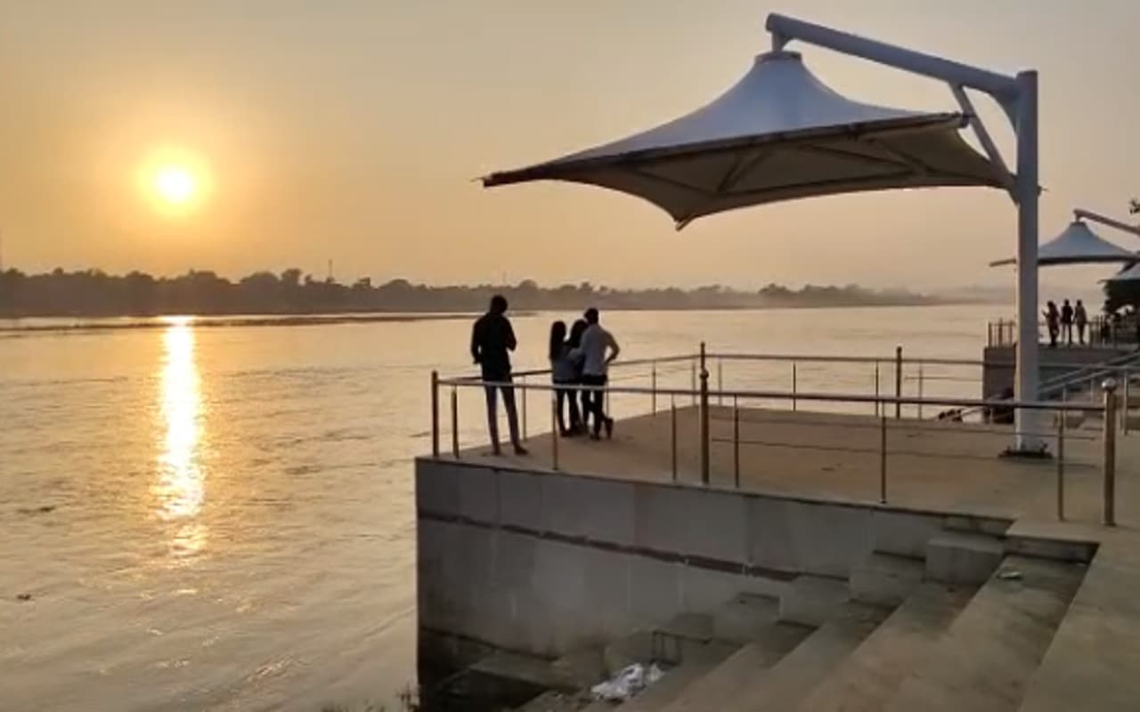 पलामू के इस मरीन ड्राइव का आप भी उठाएं आनंद, Night Market का भी मिलेगा लुत्फ