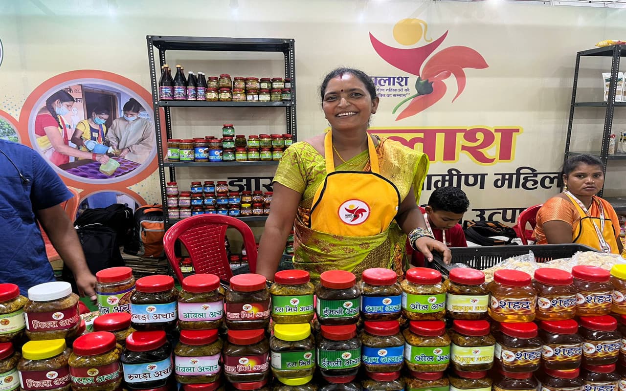 झारखंड जनजातीय महोत्सव में पलाश और आदिवा ज्वेलरी की रही धूम, CM ने ग्रामीण महिलाओं को किया प्रोत्साहित