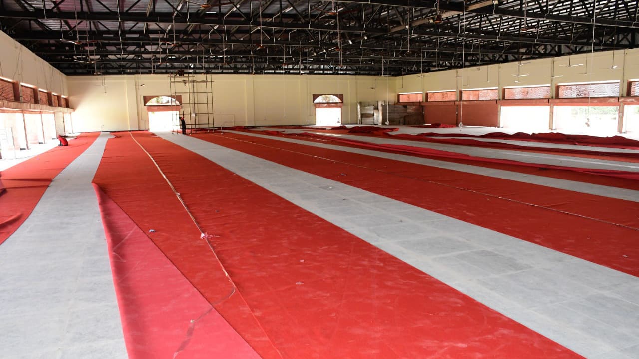 Sawan 2022, Shravani Mela 2022: देवघर में कांवरियों के लिए बने बड़े-बड़े पंडाल, मिलेगी कई सुविधाएं